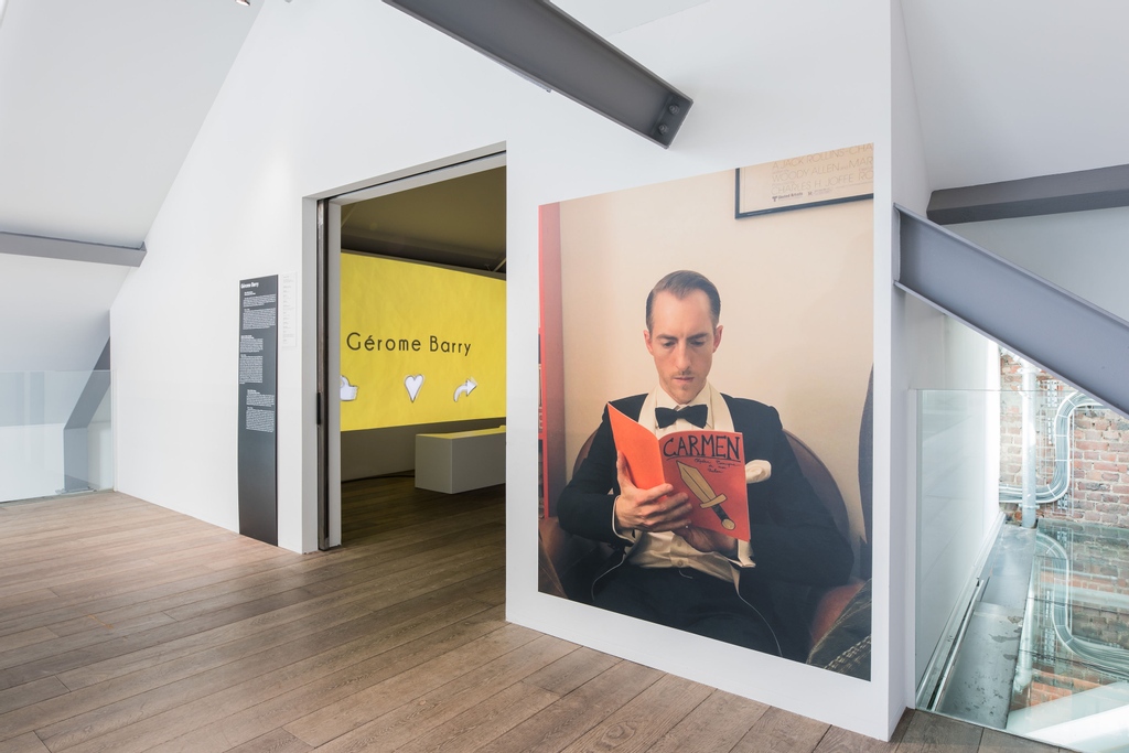 Hangar Photo Art Center tweet media