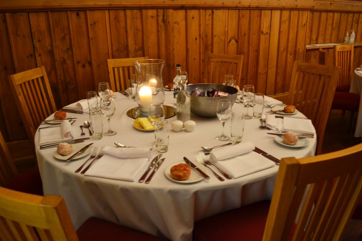 Such a lovely evening at our senior boarding formal yesterday evening. We would like to say a massive thank you to the amazing Catering Team for the three-course meal ✨♥️ #iloveboarding