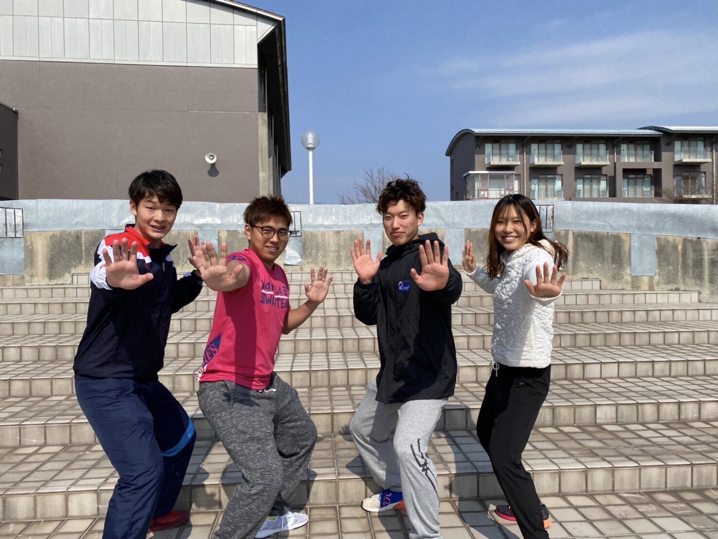 山口大学体育会水泳部 部員紹介21 同じく新2年生の天木智尋 専門は背泳ぎ 男子にも負けないスピードで泳ぐのでいつも驚かされるばかりです そして彼女と言えばこの笑顔 きつい練習でもだいたい笑ってます 春から 山口大学 山口大学 練習 山口大学体育会水泳部 部員紹介21 同じく新2年生の天木智尋 専門は背泳ぎ 男子にも負けないスピードで泳ぐのでいつも驚かされるばかりです そして彼女と言えばこの笑顔 きつい練習でもだいたい笑ってます 春から 山口大学 山口大学 練習