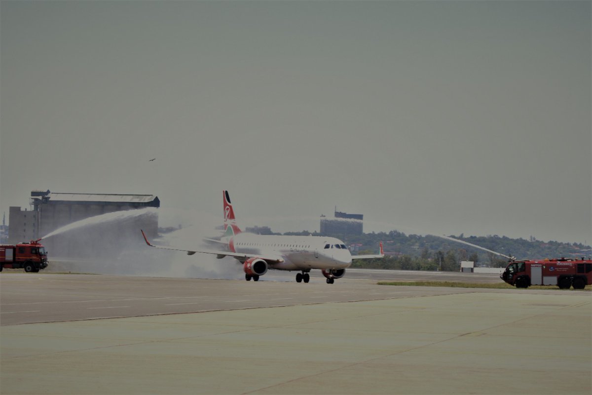 KenyaAirways's tweet photo. Touchdown! at Kisumu City direct from Mombasa! We have flagged off two weekly flights between Kisumu and Mombasa ahead of the Easter Holidays. https://t.co/U61E89zcLq. T&amp;Cs apply #KQinKisumu  
@spiritofkisumu @AchieOjany @KisumuCountyKE @akotheekenya @MKJacquie @ChamsMedia https://t.co/Z6Oby0w35c