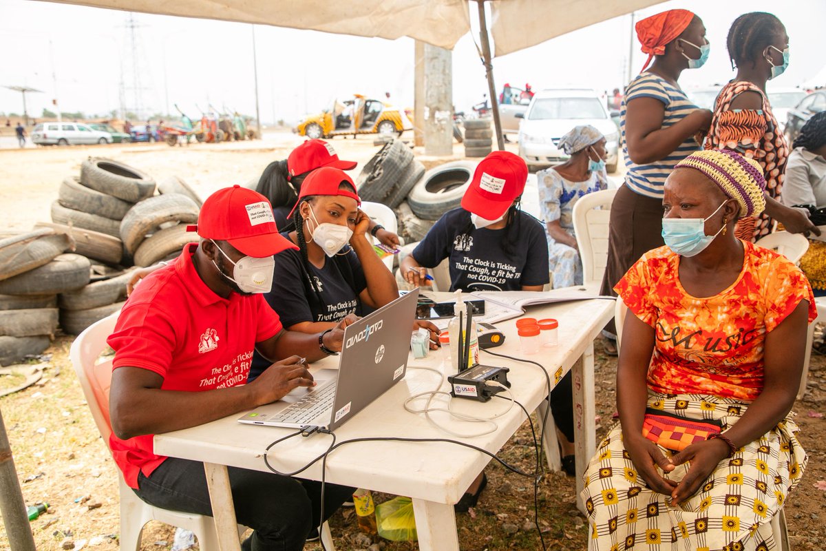 APINNigeria's tweet photo. #WorldTuberculosisDay: We partnered with @ntblcp1 of @fmohnigeria to hold a community outreach in Lugbe Community, FCT Abuja. The event provided the opportunity for us and our partners to raise the awareness of the community about TB and #COVID19. #WorkAtAPIN #APINInitiatives https://t.co/D5OPkvljuk