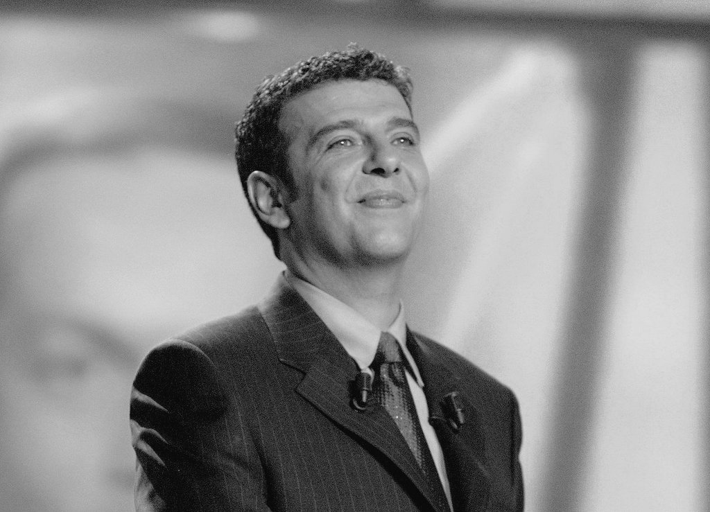 25/03/2008 🙏
Ce jour où une grande voix du sport s'est éteinte , cette époque où ne comptait que l'émotion et pas les statistiques  .
#ThierryGilardi