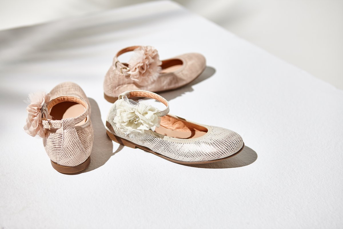 Claryshoes's tweet photo. Elegance is beauty that never fades ✨
New in 👉 https://t.co/k2sNB0ja06 https://t.co/SVEHXZHIP9