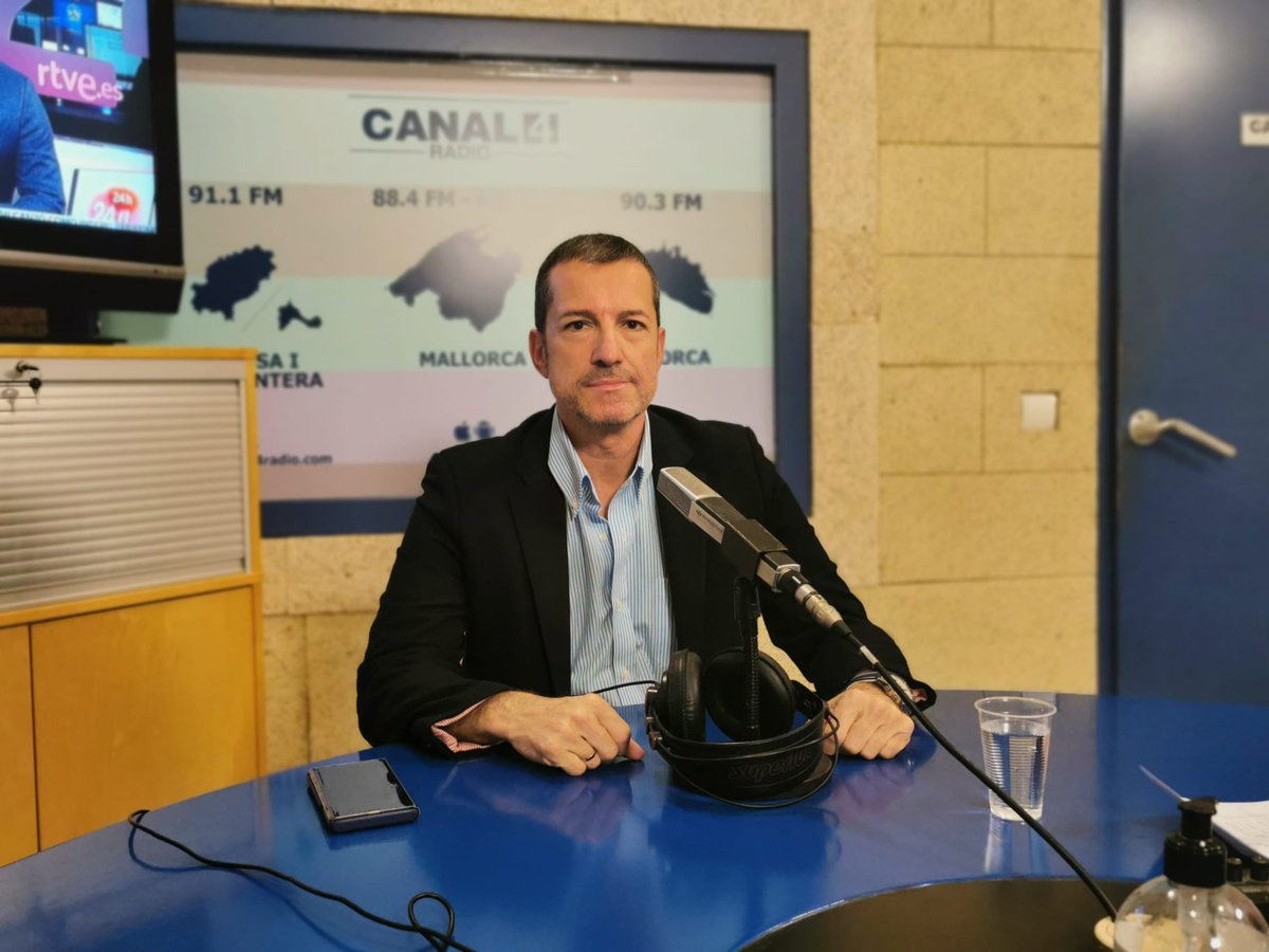 FibwiDiario's tweet photo. Jordi Riba (#APBEB): “En 2020 hicimos el 10% de los eventos organizados, no podemos vivir así”
https://t.co/NLV84tAEZ3 https://t.co/FHpjdwfRBp