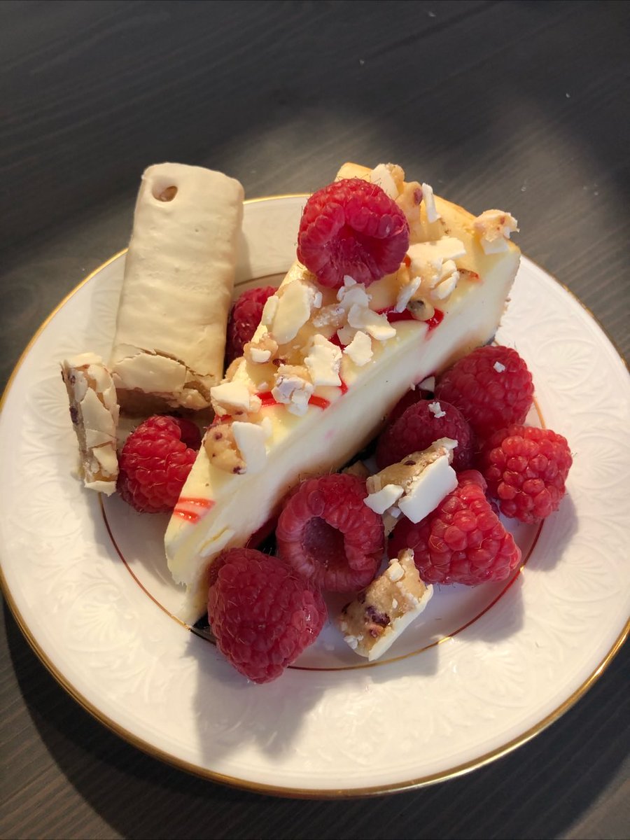 ponymom's tweet photo. https://t.co/2sUQMbKvDO 

NEW FLAVOR!! White Chocolate Raspberry Cheesecake!!!
Order NOW - so GOOD! 
** Recipe in comments! 

#imbuilt #builtbar #trybuilt #mybuiltbar #mybuiltcheesecakerecipe #mybuiltcheesecakebar https://t.co/UZvtMhIEej