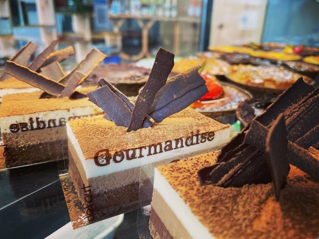 MaisonMayci's tweet photo. Sun is shining today why not treat yourself to a cake and coffee while going for a walk. 

We have a lovely selection waiting for you. 

#b13 #birmingham #birminghamfoodscene #birminghamfood #moseley #independentbusiness #independent #cafe #patisserie #boulangerie #madeinmos… https://t.co/F9gWYxay3Q
