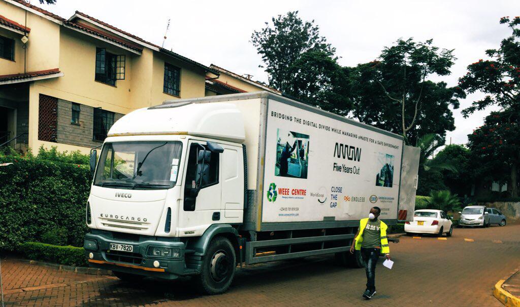 TheWEEECentre's tweet photo. Wondering what we collect during an estate drive?
-Screens, e.g. TVs, Monitors, Tablets, etc.
-Small ICTs, e.g.Monitors, Keyboards, etc.
-Small Equipment, e.g. Microwave, Fan, Camera, etc.
-Large Equipment, e.g. Cooker, Fridge, etc.
Call us on 0701 819 559/ info@weeecentre.com https://t.co/MtvuJmPiRd