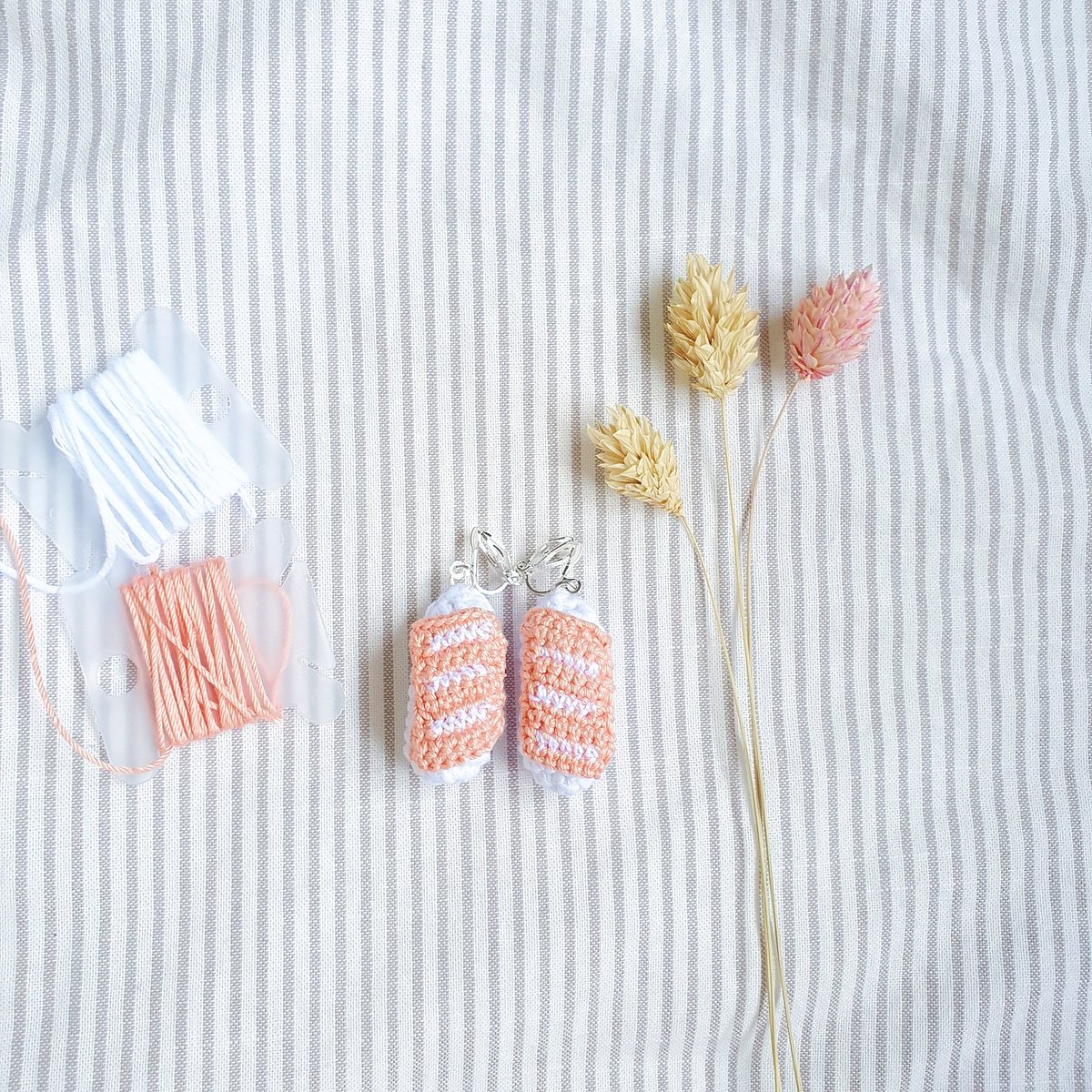 hellokitcrafts's tweet photo. Customized order for a pair of salmon sushi clip-on earrings😊🍣🍣

#salmon #salmonsashimi #sashimi #sushi #sushitime🍣 #flatlay #crochetersofinstagram #crochetforsale #crochet #crochetaddict #crochetsg #earrings #earringsoftheday #amigurumidoll #amigurumi #amigurumilove https://t.co/s8yRUPtmHq