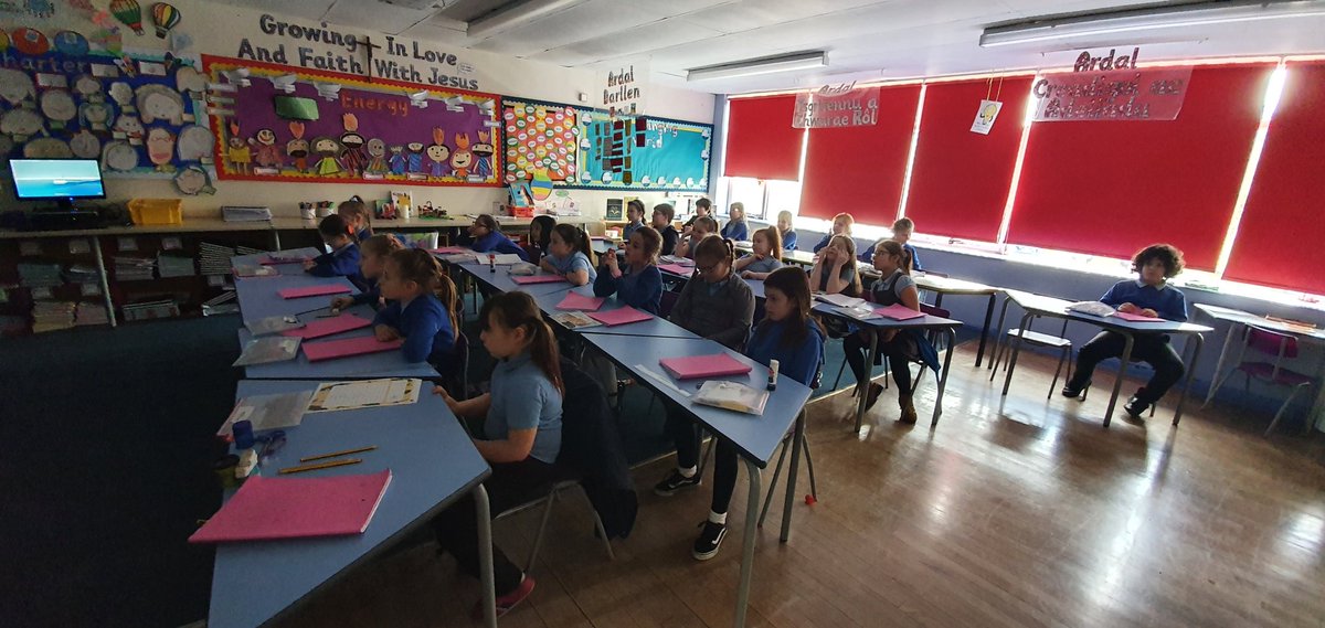 marys_rc's tweet photo. Blwyddyn Tri are enjoying their fantastic session with Karla Brading as part of the Easter festival organised by Stephens and George.
#enjoyinglocaltalent
#inspiringfutureauthors https://t.co/i0Tfm83u6c