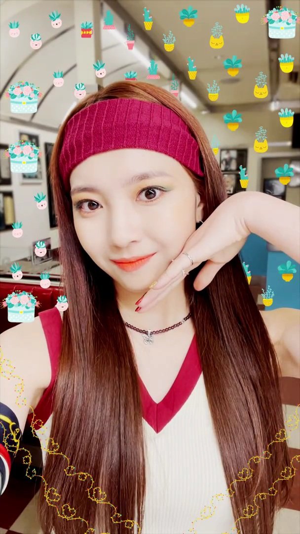 Take a picture now📸❣🥰 #NiziU #MAYUKA #Take_a_picture