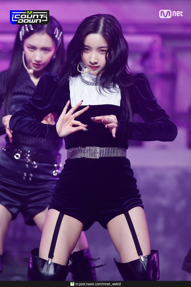 Can’t wait to see more of her on stage

#PURPLE_KISS #퍼플키 #YUKI <a href="/RBW_PURPLEKISS/">퍼플키스 (PURPLE KISS)</a>