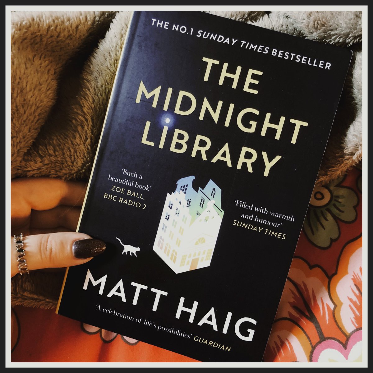 pixee_pea's tweet image. 🌟 TWITTER BUDDY READ 🌟

📚 Do you enjoy reading books?!
📚 Are you looking for community?!

⁉️ Join our super friendly buddy read
💌 DM me for info &amp;amp;/or to join us... 💗

@79_Alexandra // @MaddDawgDailey 
@SkyeBlue72 // @pixee_pea // #MHBlogRT