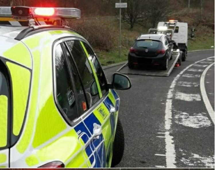 PSOSRoads's tweet photo. Vehicle seized and driver issued £300 fine and 6 points today for no insurance on A898 Erskine Bridge.
Remember to send your new insurance company proof of 'no claims discount' if they ask for it!
#Opdriveinsured
#LRPU https://t.co/noLZrTW2Vd