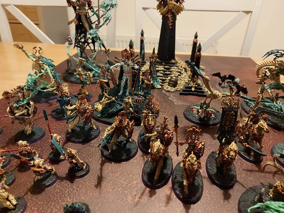 DublinGuild's tweet photo. A fantastic Ossiarch Bonereapers army for Age of Sigmar painted by club member Andres #gamesworkshop #ageofsigmar #warhammercommunity #paintingwarhammer #death #ossiarch #bonereapers #ossiarchbonereapers https://t.co/gQcgMk5Svr