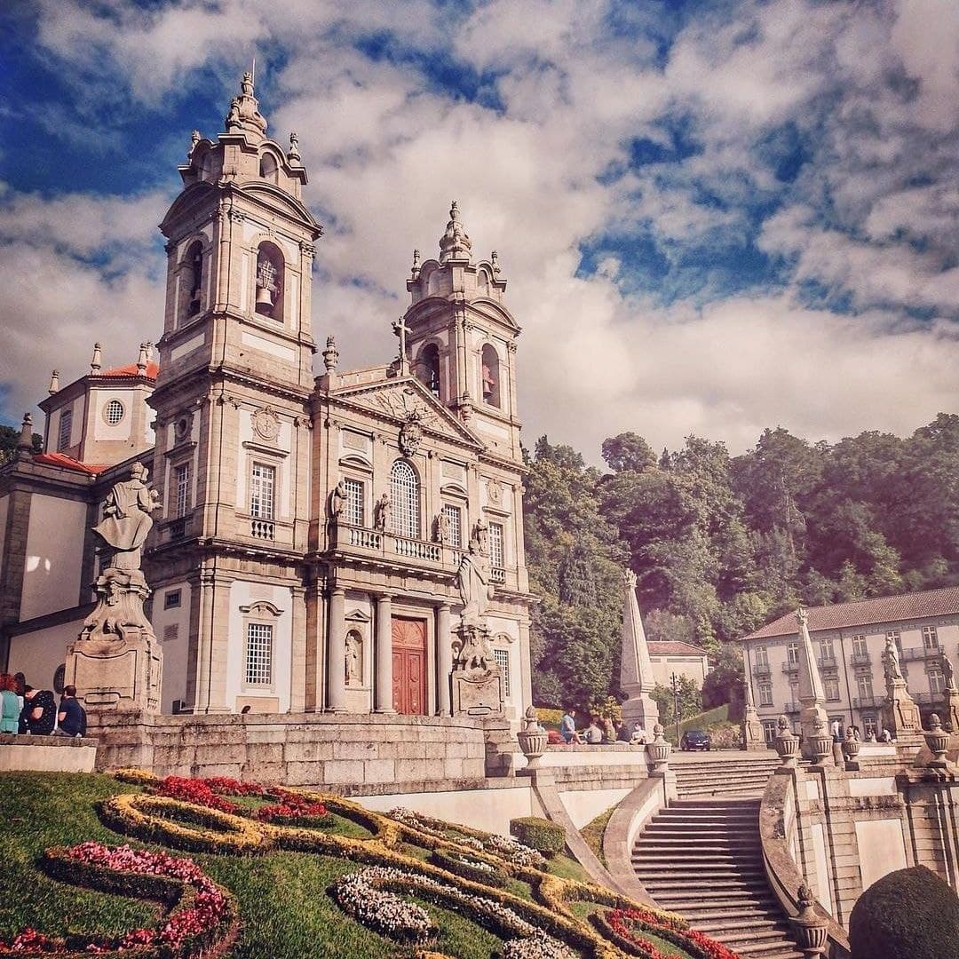 halalweekly's tweet photo. Braga's one of the most popular destinations in Portugal and was officially elected the Best European Destination for 2021. Is it on your list?
Photo: @jcarlosisla
Repost from @visitportugal via IG
#halalfood #halaltourism #halaltravel #muslimtravelers #hijabtravel #halalspa https://t.co/VTuYAa8PG4