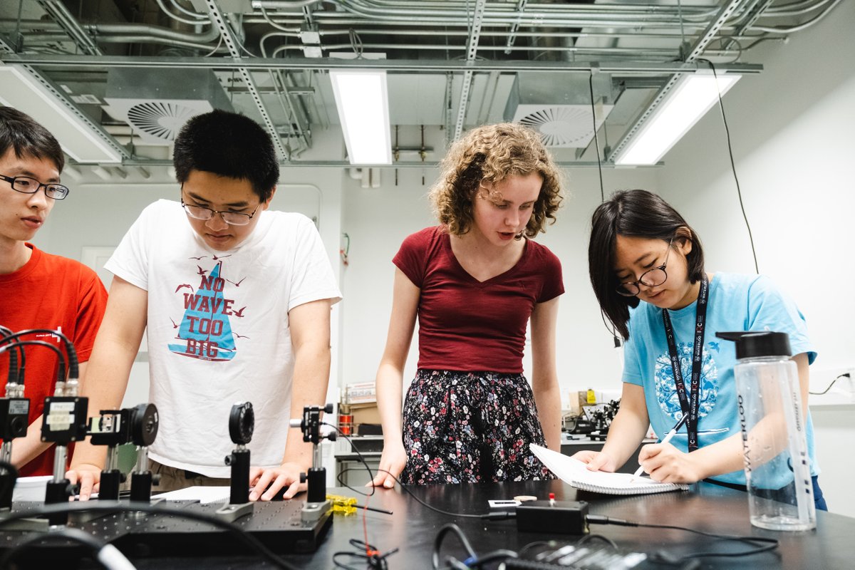 QuantumIQC's tweet photo. If you want to strengthen your skills in math and physics, be exposed to the intricate field of #quantum mechanics, and meet curious, driven students like you, apply now to #QCSYS: https://t.co/szHOgtZwNu https://t.co/ZfI8LEE9eS