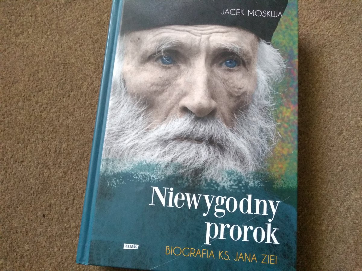 Zastanawiałam się ostatnio, czy w kraju, gdzie gloryfikuje się udział dzieci w walkach zbrojnych, poważne traktowanie świętości życia Drugiego jest w ogóle możliwe. I trafiłam na coś takiego ⬇️
Co za postać!! Gnam po więcej literatury 🤩 #JanZieja #pacyfizmwpolsce