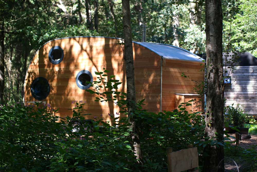 Widme Dich ein ganzes Wochenende nur dir selbst! Im Naturressort kannst du endlich wieder richtig ausspannen und verschiedene Workshops buchen.

> meineyogareise.de/yogareisen/37-…

#LandOfGreen #Entspannung #YogaundNatur #YogaLiebe #YogaReise #YogaReisen #Meditation #Yogagarten #HathaYoga