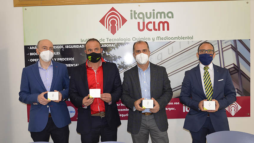 La <a href="/uclm_es/">Universidad de Castilla-La Mancha</a> desarrolla el Alycin M1, un complejo vitamínico para la mejora de la salud ocular a partir de extracto liofilizado de ajo. El producto de parafarmacia ha sido elaborado en un laboratorio del Itquima en colaboración con la empresa Nutrigroup
uclm.es/noticias/notic…