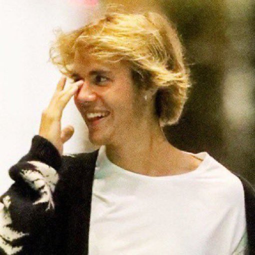 crispypunxni's tweet photo. no thoughts, just Princess Diana https://t.co/Uk5vdtJqlv