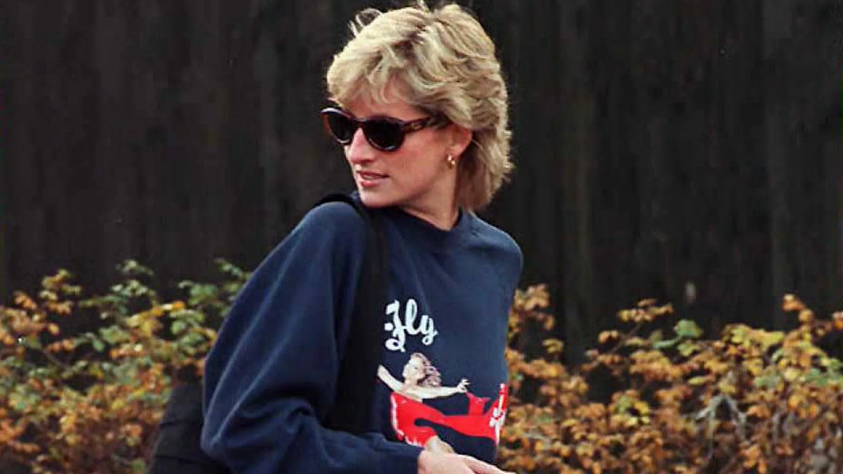 crispypunxni's tweet photo. no thoughts, just Princess Diana https://t.co/Uk5vdtJqlv