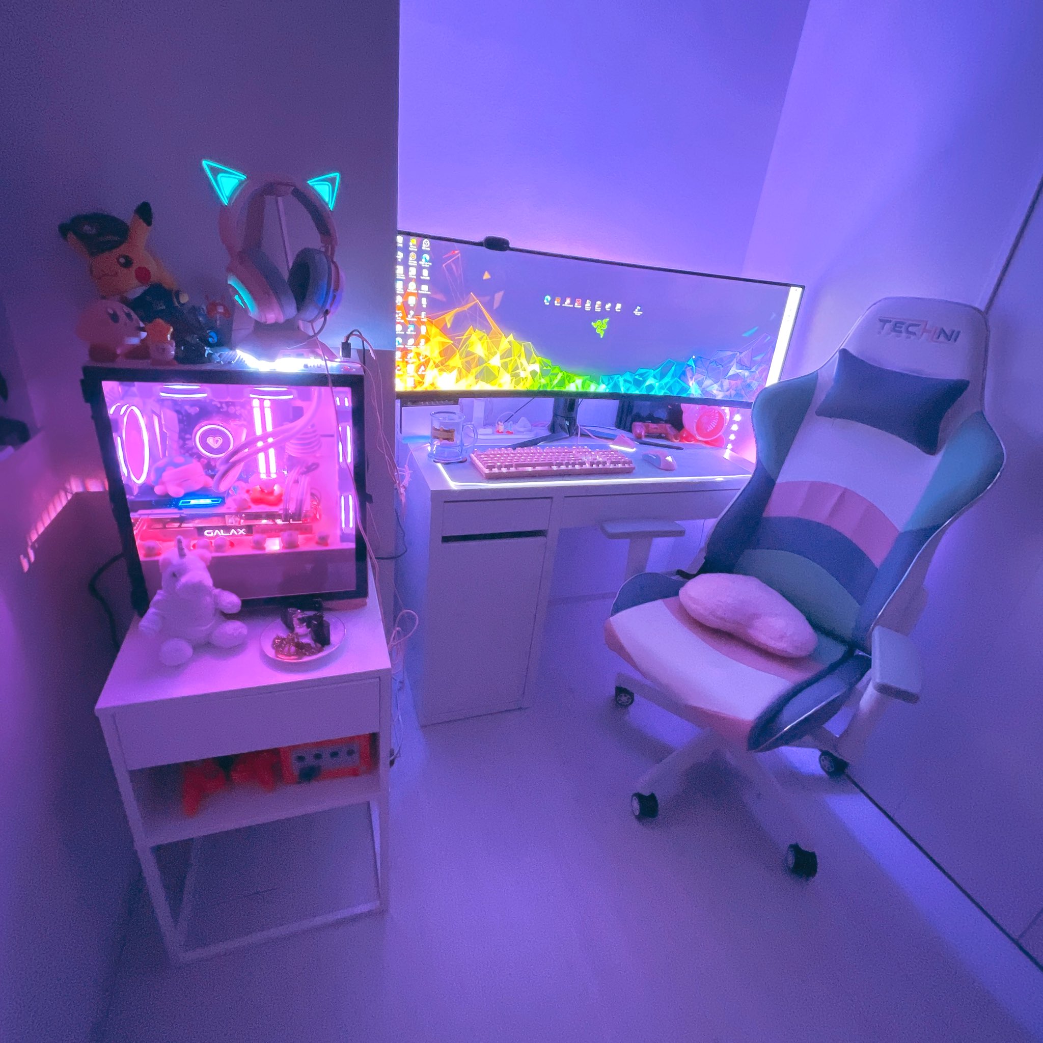 Jun 引っ越す前に書いた ゲーム部屋の設計図と 完成されたゲーム部屋 ゲーミングpcでしたいこと ゲーミングpc ゲーム部屋 お前らのpcデスク周り晒してけ T Co Oke5ax6i3u Twitter