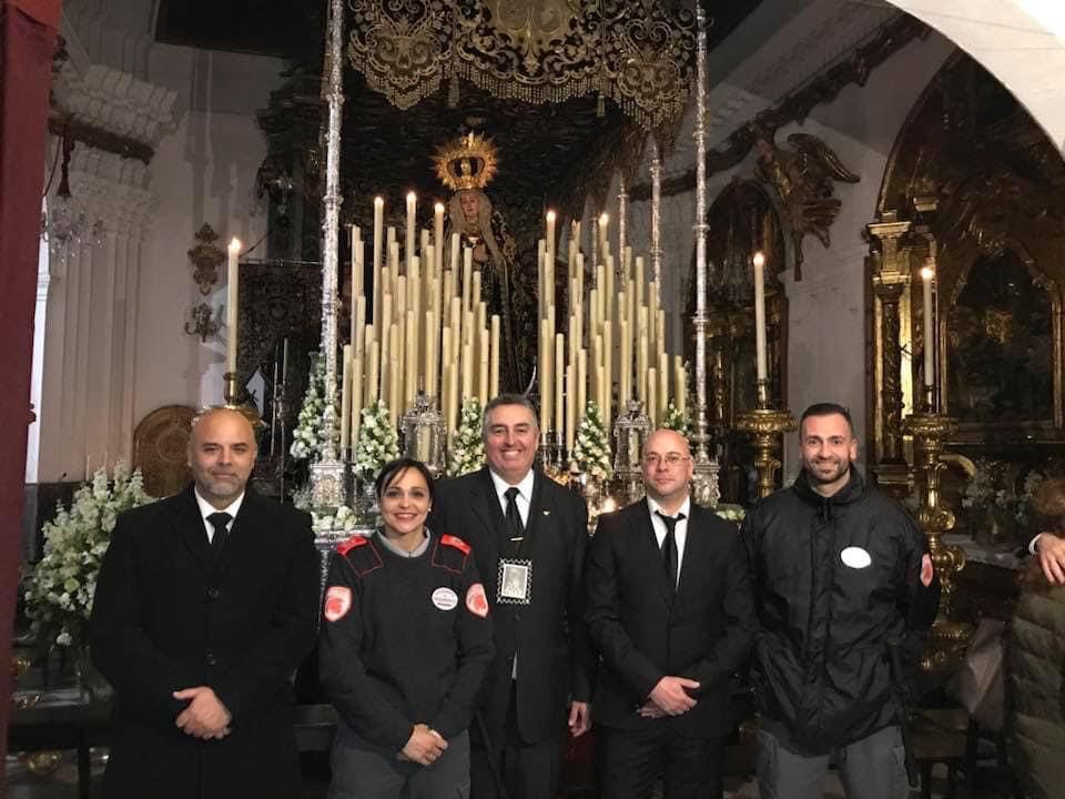 AmlAsmarklin's tweet photo. Este año no podremos estar con nuestras hermandades y cofradías en su salida, pero estaremos ayudando a que se cumplan las medidas anti #Covid19 en los templos en #Cadiz #Cordoba #Huelva #Malaga #Sevilla https://t.co/hLYiN6JnSj