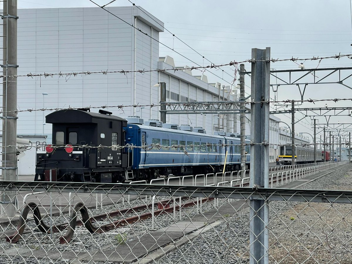 Rail_Channel's tweet photo. #21446F は南栗橋に着いた後は解体線へ
オロ12を一旦退かして入れたようで
#20400型 #21804F #21856F
#12系 #14系 #南栗橋車両管区 https://t.co/2WJorwauBF