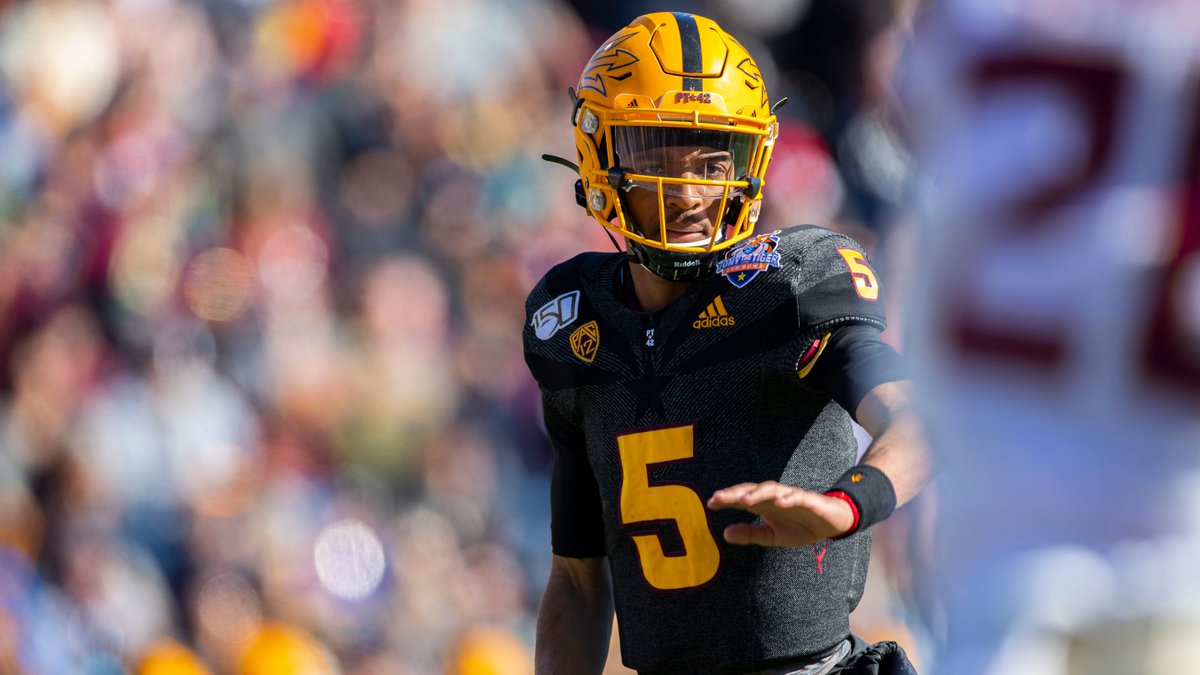 Arizona State football in early 2020 college football Top 25 rankings https://t.co/IYGVOT9WXs https://t.co/nM3a3Km4aq