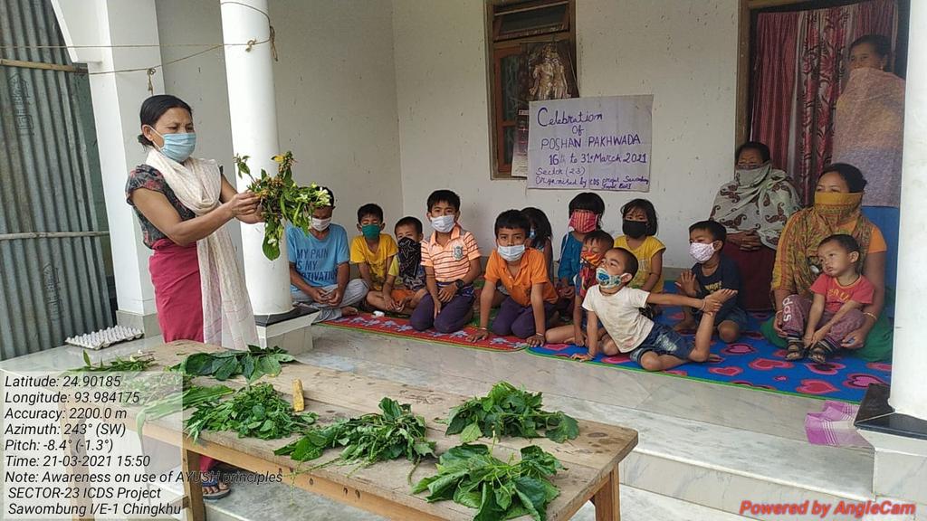 MoirangSenny's tweet photo. #Anganwadididis giving "Awareness on importance of locally available Medicinal plants" during the Celebration of #PoshanPakhwada2021 Sector 23 ICDS Project Imphal East-l #Manipur  @POSHAN_Official @MinistryWCD @PMOIndia @NBirenSingh @ManipurPoshan @NgangomU @BanteeKonthouj1 https://t.co/M9pizOWDuA