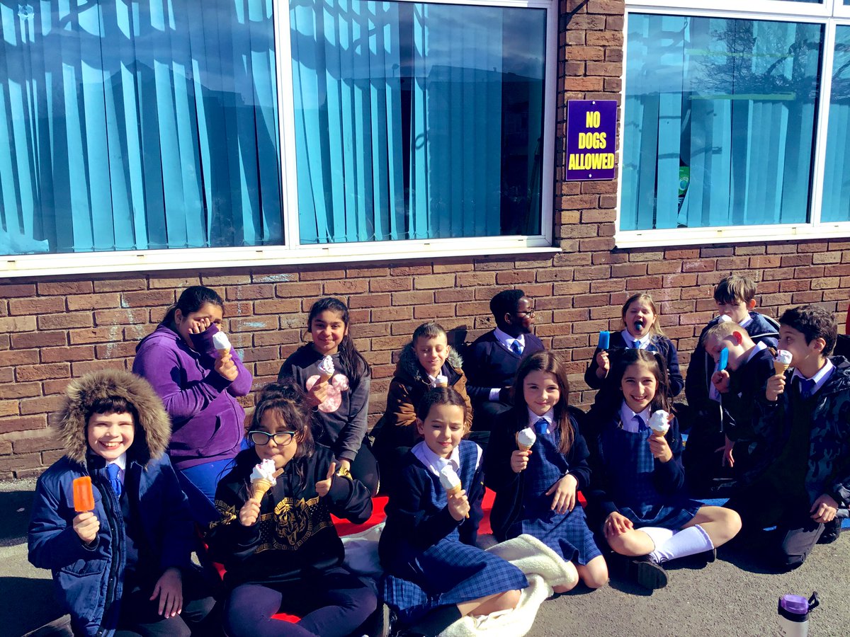HighflyersStm's tweet photo. Thanks to @MrsRigbySTM and all the staff at St Michael’s for sorting out our amazing surprise ice cream in the gorgeous sunshine today! #stmLife #stmFood https://t.co/sr7dvs0GJU