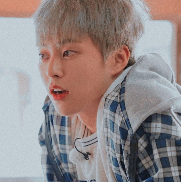 _stanology_'s tweet photo. Happy Birthday to my Lead Vocalist, Sub Rapper and of course MY BIAS WRECK🥺 𝓚𝓲𝓶 𝓜𝓲𝓷 𝓢𝓮𝓸𝓴❤️ enjoy your day Bao Zi😸
#시우민생일축하해 #HAPPYXIUMINDAY #EXO @weareoneEXO https://t.co/LYT0HPfV4F