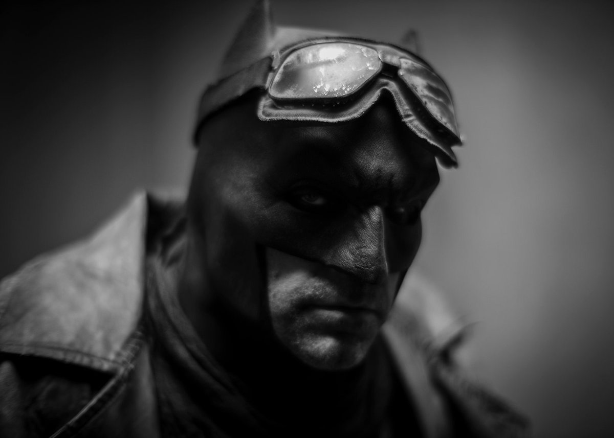RodrigoR2K3's tweet photo. "Me pregunto cuántas veces puedes ver morir a alguien antes de morir por dentro."

#RestoreTheSnyderVerse https://t.co/O1qlZLcCMn