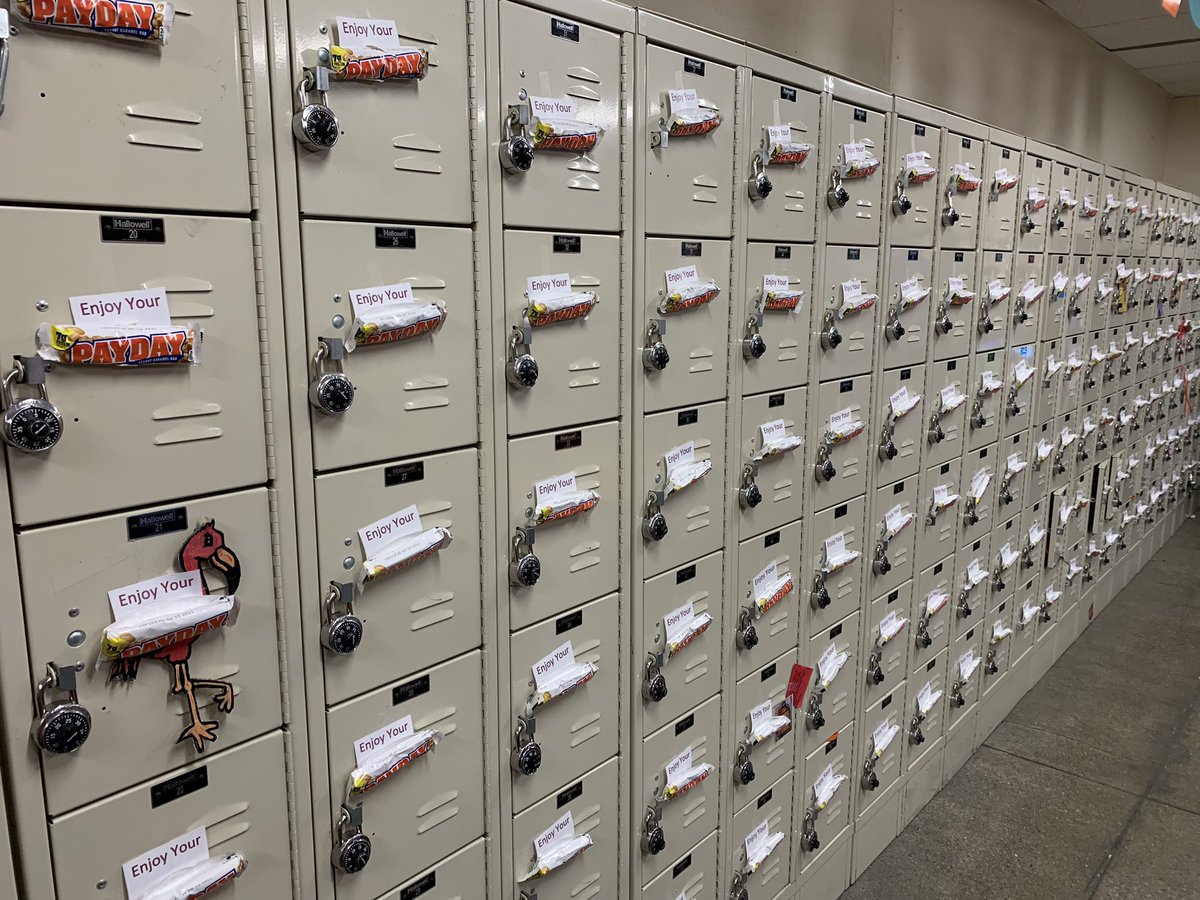 Kicking off Success Sharing in 1031 with a swag bag giveaway and a special payday treat. #str1031