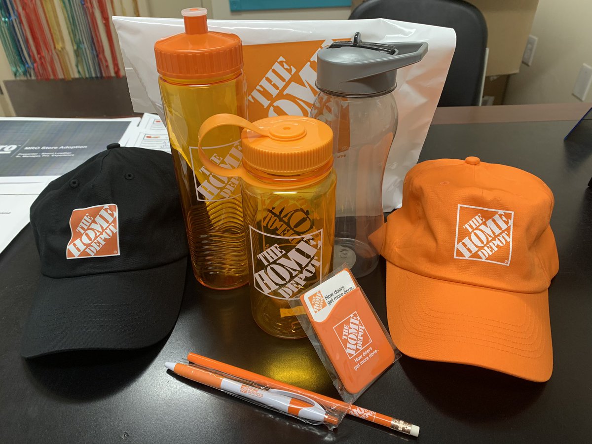 Kicking off Success Sharing in 1031 with a swag bag giveaway and a special payday treat. #str1031