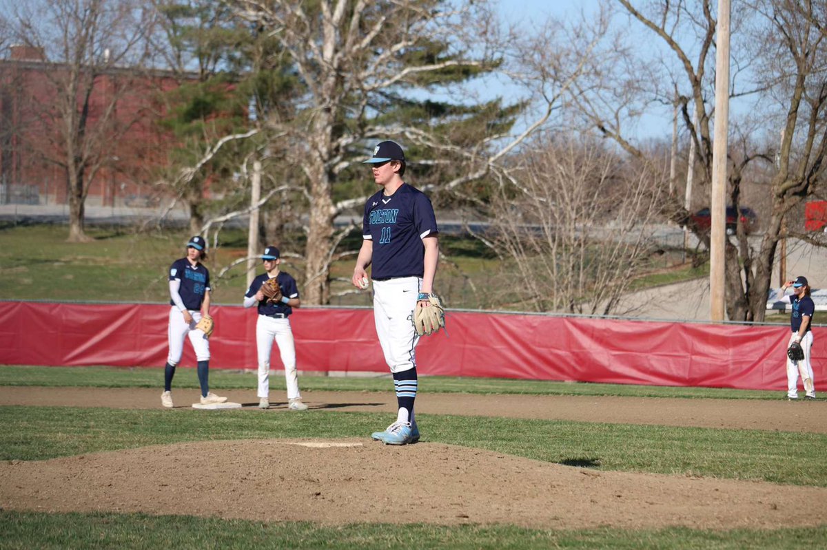 GashouseComo's tweet photo. @connorrheadd was dominant last weekend with 9 strikeouts and an 81 pitch complete game 😤. Also peep wrestling state qualifier @justusm_12 holding down second. Watch out for these two this summer. https://t.co/glVYjwBssR