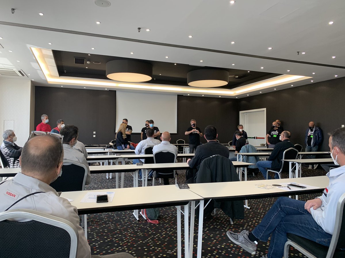 Hoy todos los Comités de Empresa de Nissan hemos ido a ofrecer todo nuestro apoyo a los trabajadores de Bosch de Lliça d’Amunt que les han anunciado el cierre de su Planta... #SinIndustriaNoHayFuturo #BoschNoSeCierra ✊️✊️
