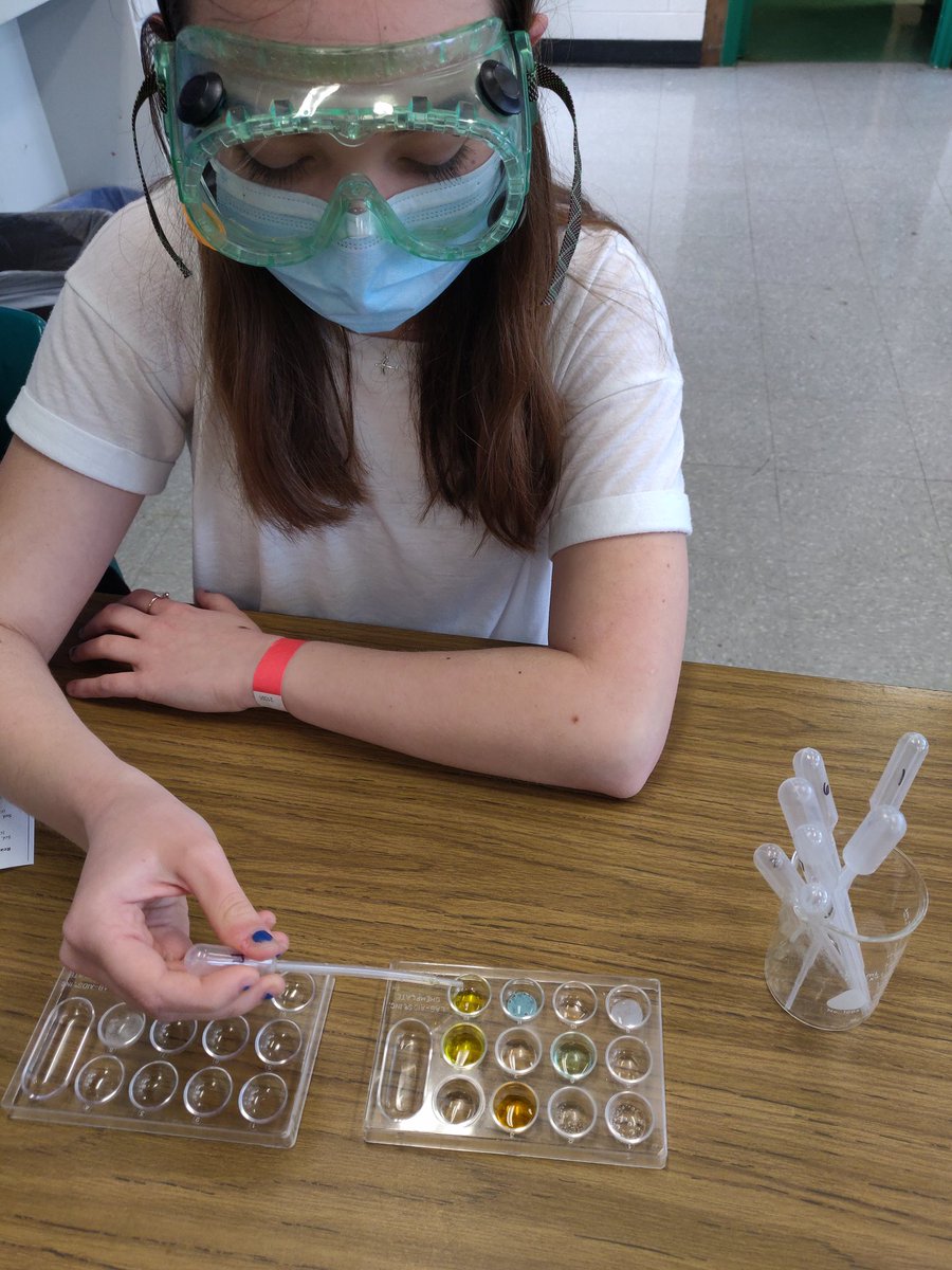 Medora_B's tweet photo. @eah_eagles are all about "precipitating" to identify the mystery chemical today. Psst...it's calcium chloride... Sometimes you've just got to see those solubility rules in action. #STEMeducation https://t.co/K7HneGQo1e