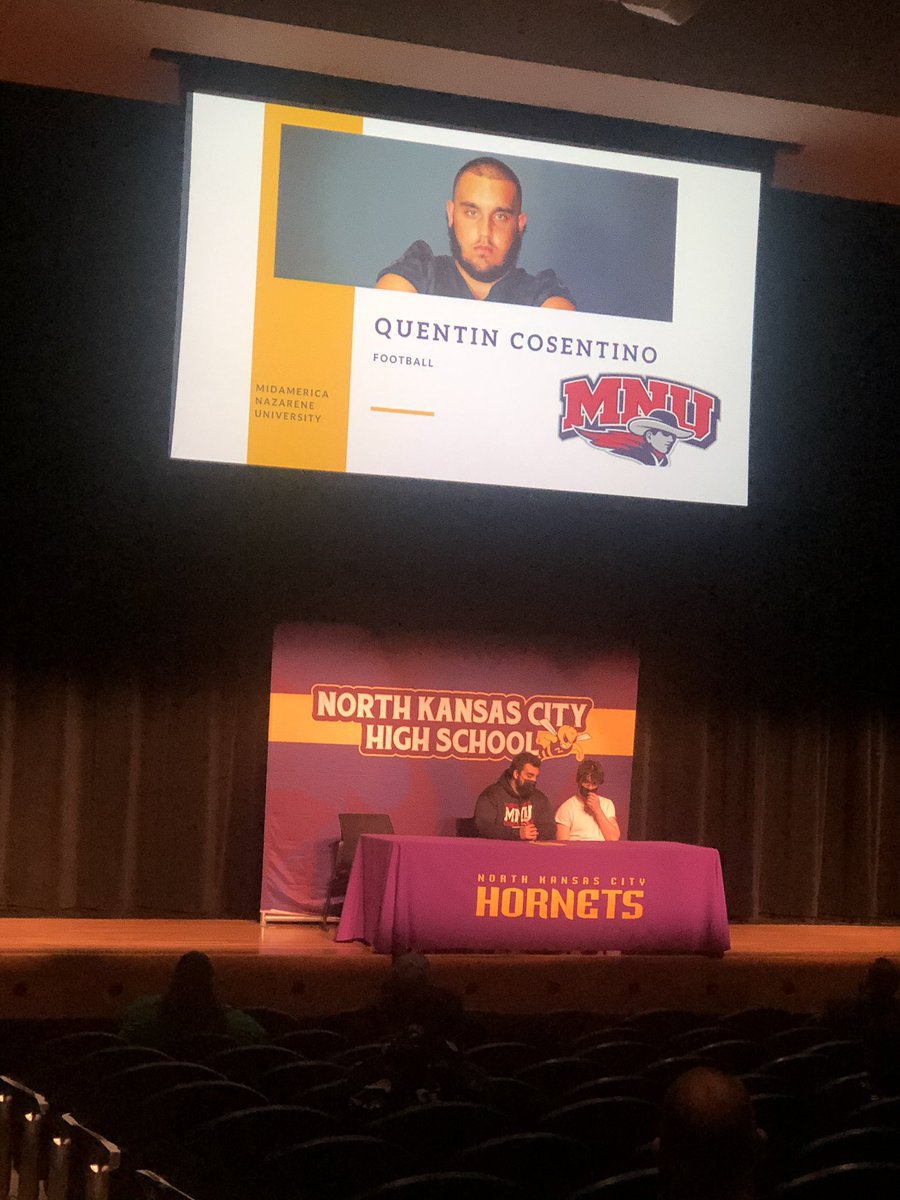 MrCollegeNKC's tweet photo. Northtown Senior Student Athletes have decided where there will be next Fall! #NKC2021 #MSSU #Army #MNU #INDYCC #GCU #Evangel #NorthColorado Northtown will miss you forever! #NorthtownTRUE https://t.co/VlSnnakL9F
