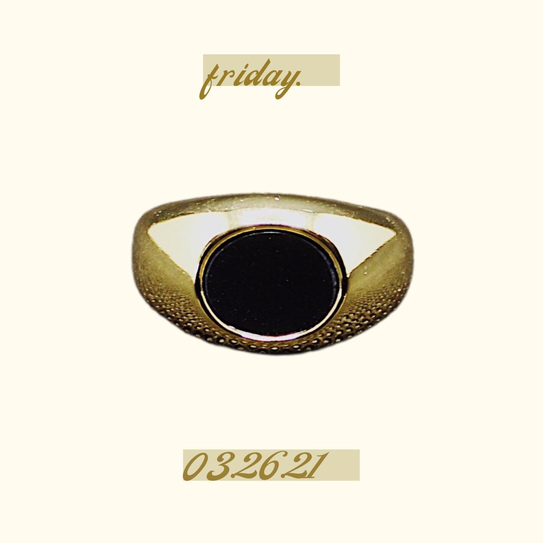 DibiachiDimes's tweet photo. The “Black Circle” represents the ending of a cycle, in preparation for a new cycle. 🖤✨ https://t.co/iv65PmhLAs
