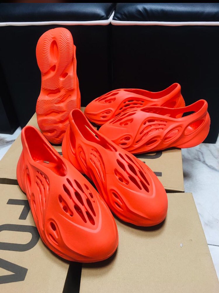 Winston_Stores's tweet photo. All Sneakers available
Sizes 40-45(US:7-11)
15,000 naira for each
Kindly dm if interested and please retweetπβ€οΈ
#BugsBunnychallenge #BBNaija #Tinubu Akpabio Elon #RaszSpeak#DtakeOverEP #SSRelivePlus #BabalawoBabs Jack Nikcklaus JENNYS GLOW WITH OZONE Ebuka Violence Influencer https://t.co/GI1pSCwPBi