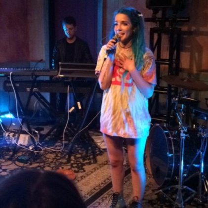 si yo lloro ustedes también lloran conmigo por lo que era halsey en america youth tour