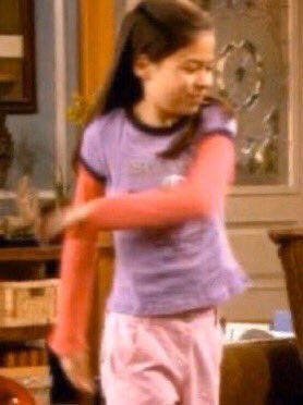 ven0ph's tweet photo. *enters home depot*

me to the bags of soil: https://t.co/FQ6XB7EEIh