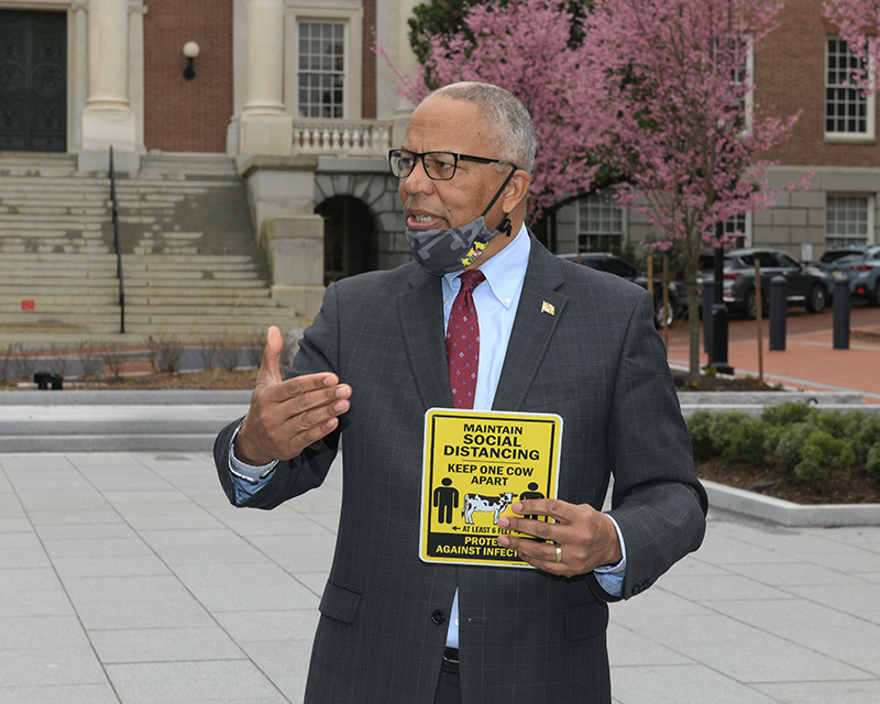 BoydKRutherford's tweet photo. It was nice to celebrate #MarylandDay with the @RuralMaryland. Our rural communities are vital to our state's economy and way of life. https://t.co/5hJSGNhu2X