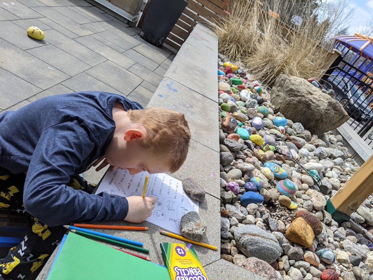 ReginaldGunton's tweet photo. It got windy in "class" today! @McHughEduCentre @CHEO @RNeilsonHouse #learningenvironments #SEL https://t.co/1bZwzXPShV