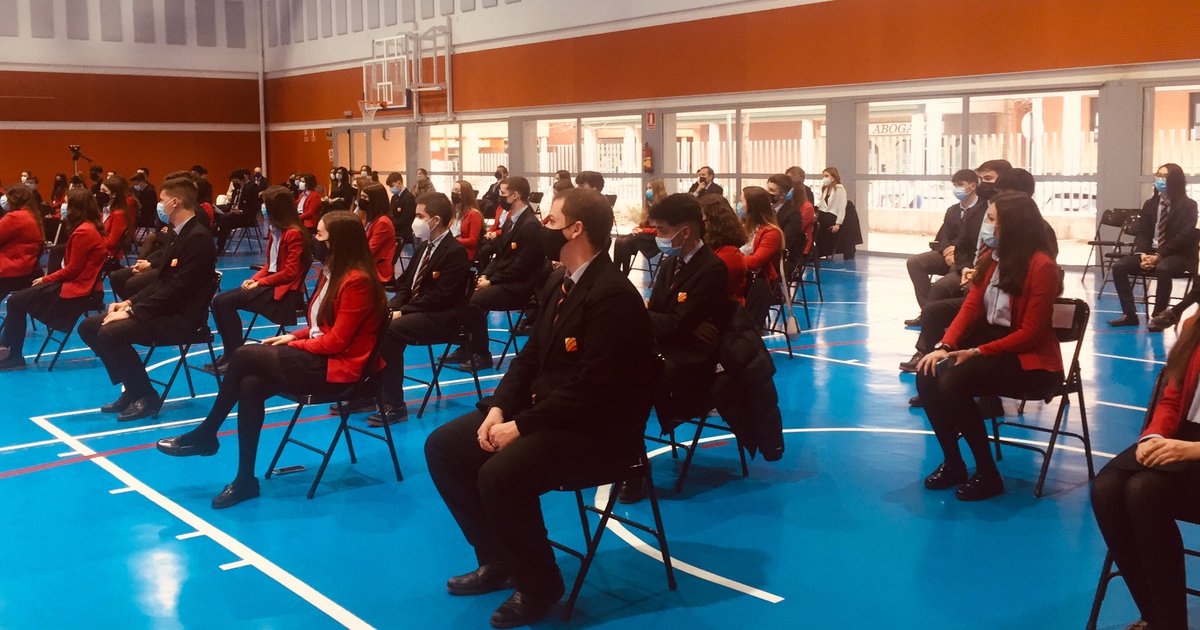 Esta tarde se gradúa la IX Promoción de Bachillerato de <a href="/AlboradaColegio/">Colegio Alborada</a> con las medidas aconsejadas por sanidad