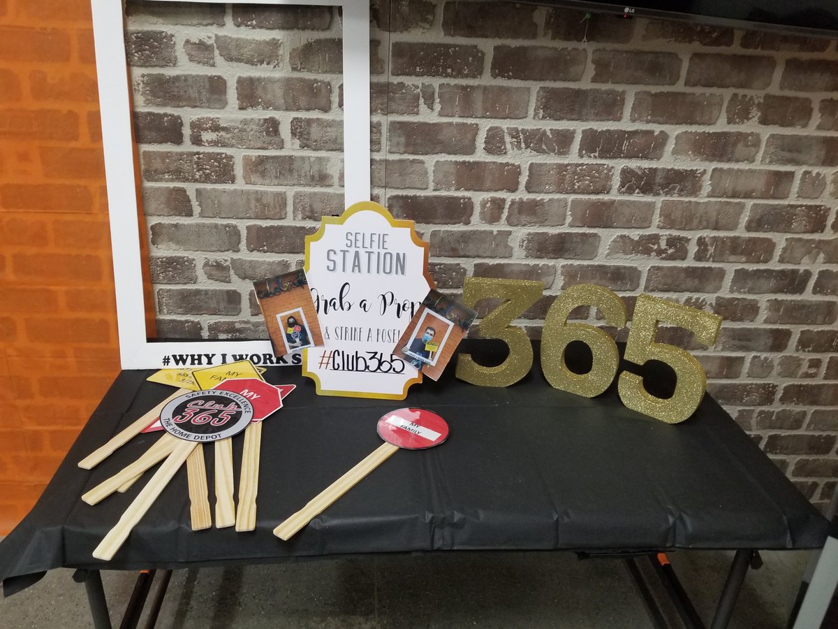 Very proud of team 2677 and making 365 days safe!! What an achievement after all the obstacles we overcame last year throughout the pandemic! <a href="/JasonArigoni/">Jason Arigoni</a> <a href="/jamespoole26/">James Poole</a> #whyiworksafe #club365