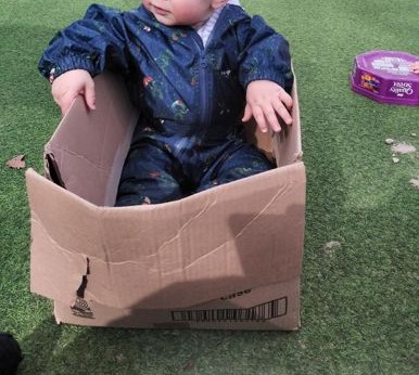 GeorgeNursery's tweet image. Day 4 of #healthybodyhappyme and we&apos;ve been thinking about &apos;Our communities&apos;, we drew a map of our journey to nursery and our babies pretended to go on a bus #funinabox @NDNAtalk @NurseryWorld @EY_Matters @EYAlliance @EYTalking