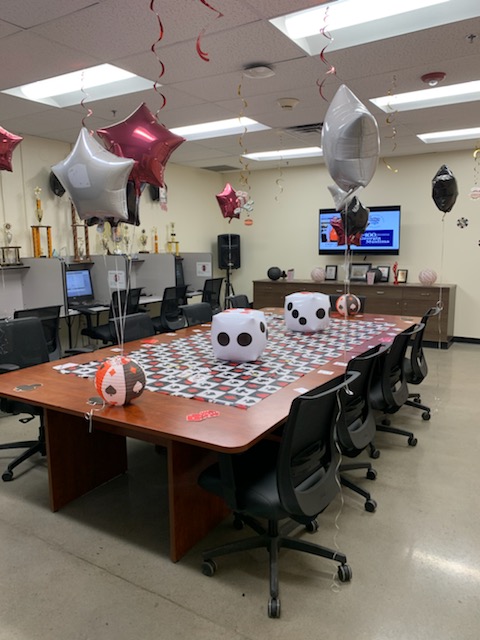 Success Share Celebration is under way.  Great job 704! <a href="/wilson_jeter/">Andrea Wilson Jeter</a> <a href="/christydumas/">Christy Dumas</a> <a href="/RSalemi/">Robbie Salemi</a> <a href="/0704CeCe/">Chrishaunta Freeman</a> <a href="/ChadWiseman11/">Chad Wiseman</a> <a href="/SteveLingle3/">Steve Lingle</a> <a href="/AlePaintgirl11/">Alejandra</a>