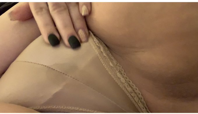 My pussy is always wet and ready.  https://t.co/8YAhDcw58d https://t.co/MqINRHsvQ3<a href="/tag/newprofilepic"class="tags"><span>#newprofilepic</span></a>